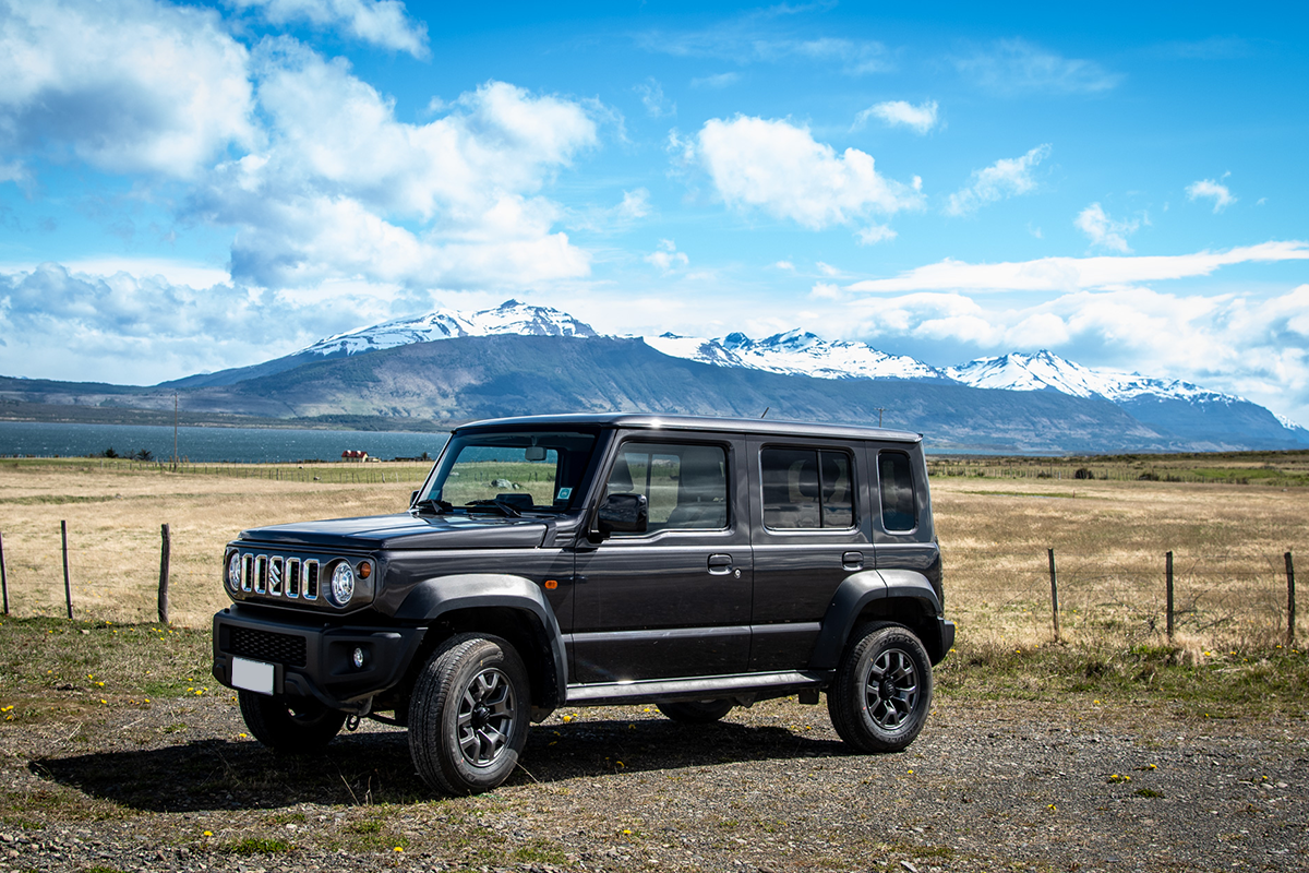 SUZUKI JIMNY + SILLA DE BEBÉ
